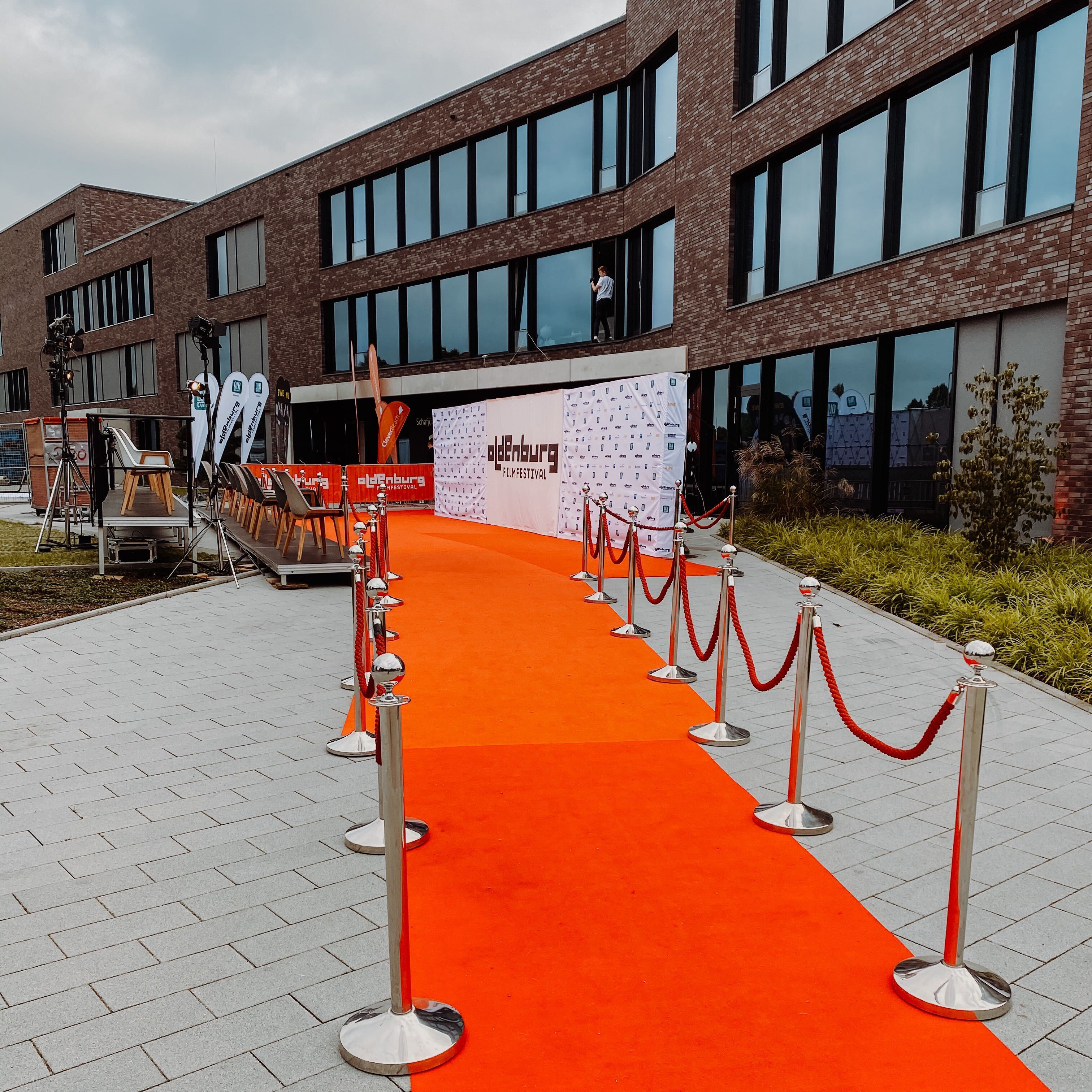 Red Carpet vor dem //CRASH Gebäude
