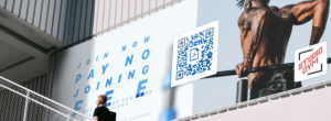 E-Mail Newsletter Marketing: Abonnenten gewinnen offline mit Hilfe von QR-Code auf Plakat - CleverReach®